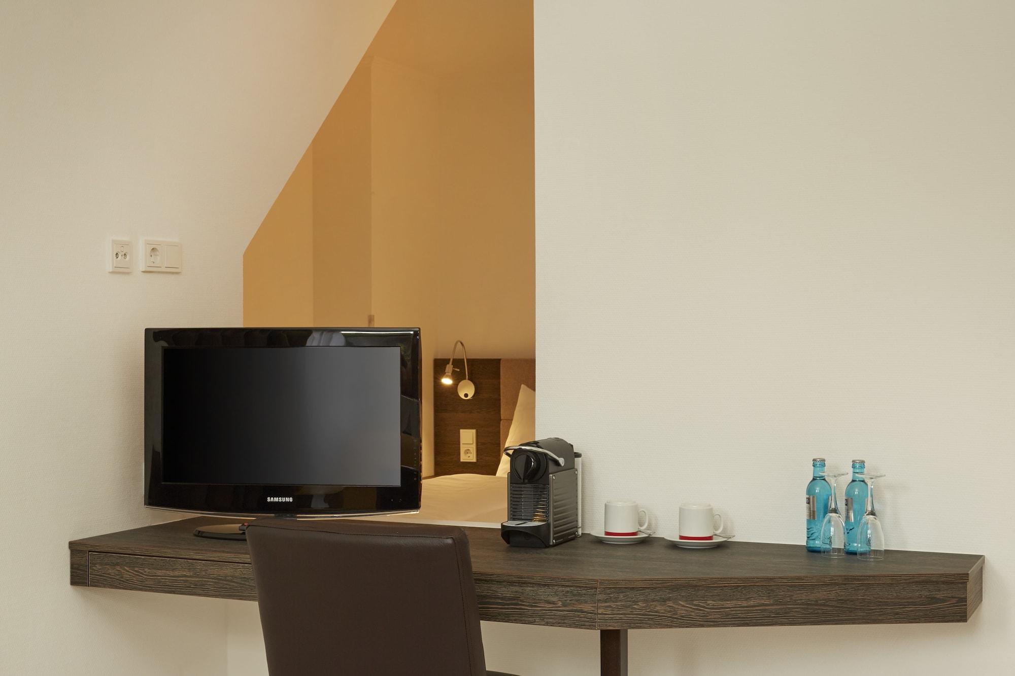 H+ Hotel Nuernberg Экстерьер фото
