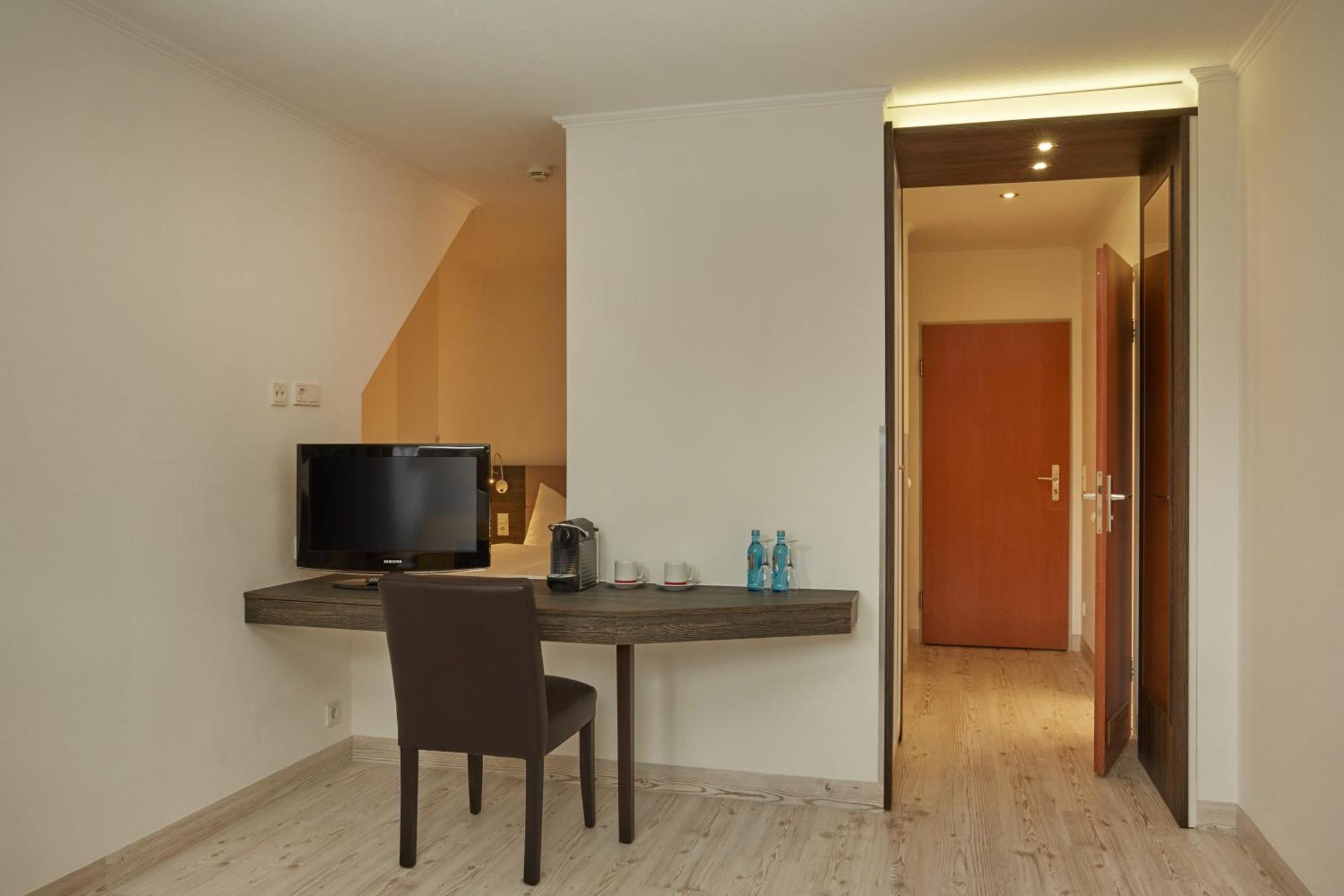 H+ Hotel Nuernberg Экстерьер фото